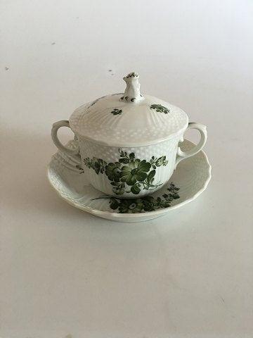 Royal Copenhagen Grøn "blå" blomst Svejfet Bouillon Kop, låg og underkop No 110/1552 - Danam Antik