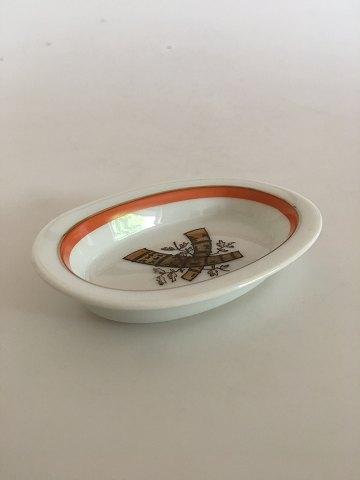 Royal Copenhagen Guldhornene med Orange Kant Ovalt Smørkar No 883/9487 - Danam Antik