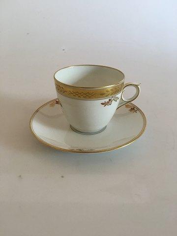 Royal Copenhagen Guldkurv Kaffekop og Underkop No 9452 - Danam Antik