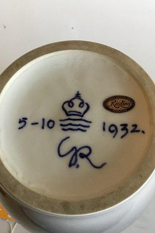 Royal Copenhagen Gulvvase af Porcelæn med dekoration af køer i landskab. Gotfred Rode - Danam Antik