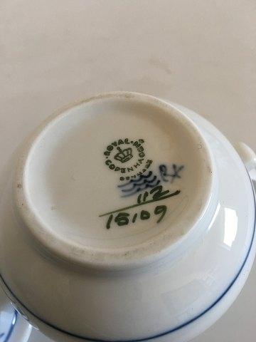 Royal Copenhagen Noblesse Flødekande med Låg No 15109 - Danam Antik