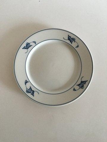 Royal Copenhagen Noblesse Frokosttallerken No 15139 - Danam Antik