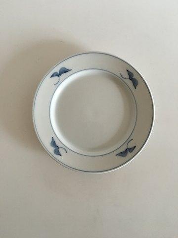 Royal Copenhagen Noblesse Kagetallerken No 15137 - Danam Antik