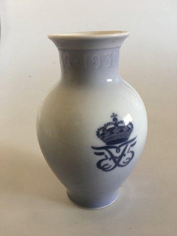 Royal Copenhagen Rundskuedag Vase fra 1931 - Danam Antik