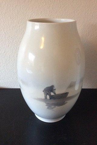 Royal Copenhagen Unika Vase af Karl Sørensen fra 1926 med motiv af mand i båd og køer - Danam Antik