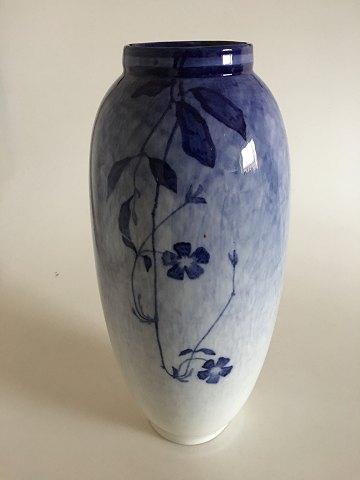 Royal Copenhagen Unika Vase af Richard Bøcher fra April 1912 No 10957 - Danam Antik