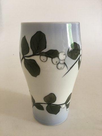 Royal Copenhagen Vase No 204/65A med Snebær Motiv - Danam Antik