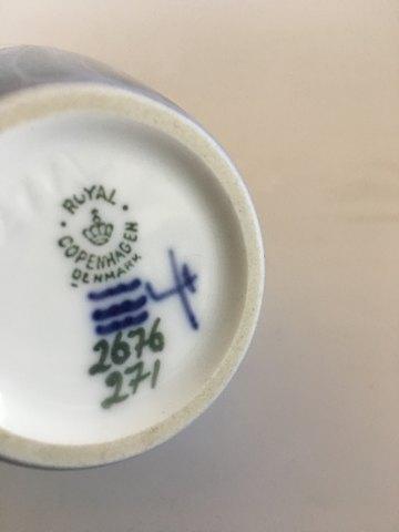 Royal Copenhagen Vase No 2676/271 med Fransk Lilje og Svale Motiv - Danam Antik